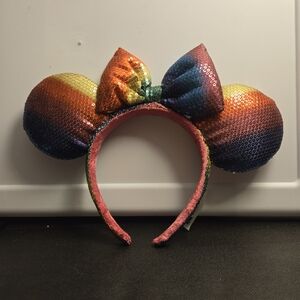 Rainbow minnie ears